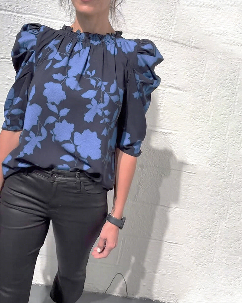 Bluse mit Puffärmeln und Rüschen