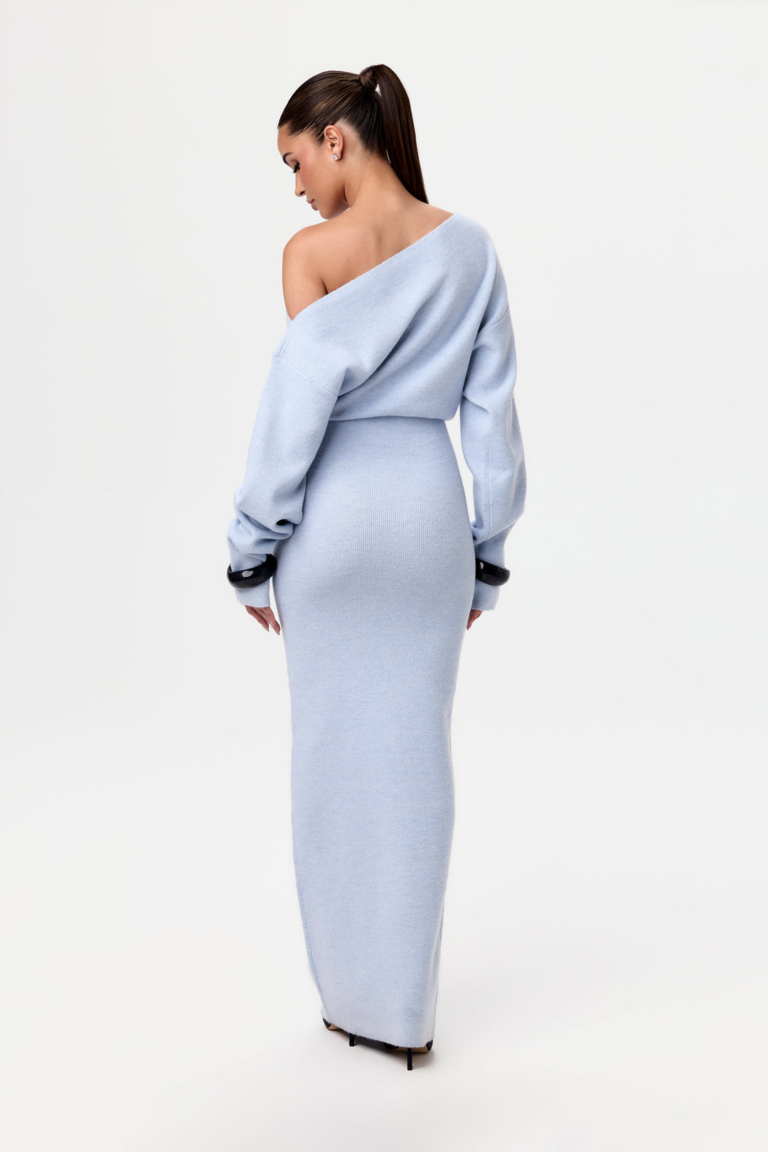 Schulterfreies Pulloverkleid